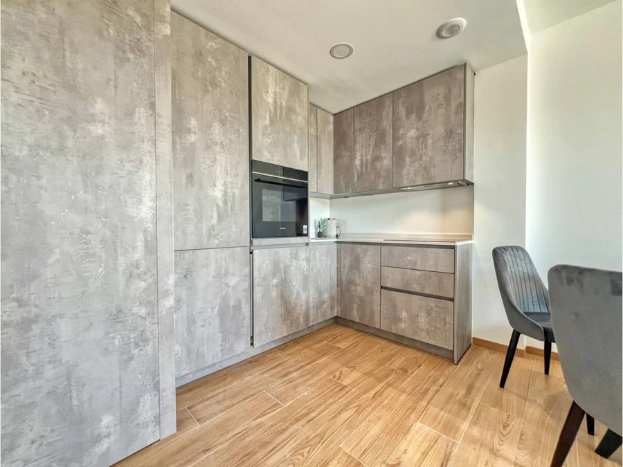 Apartament F: aneks kuchenny